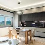 ηοrizon View House *